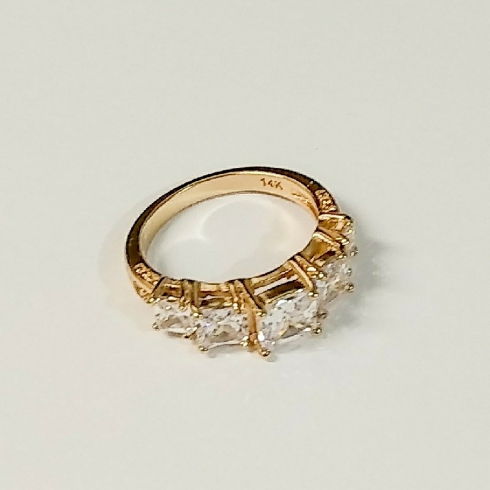 14K & White Sapphire Ring Size 7